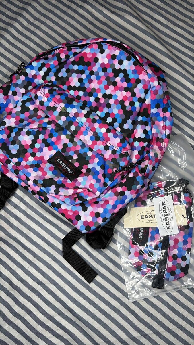 Sac à dos eastpak plus trousse