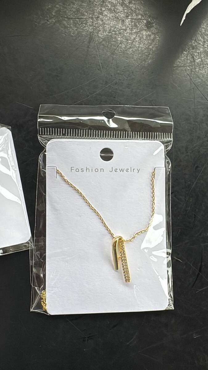 Collier Pendentif Doré Élégant