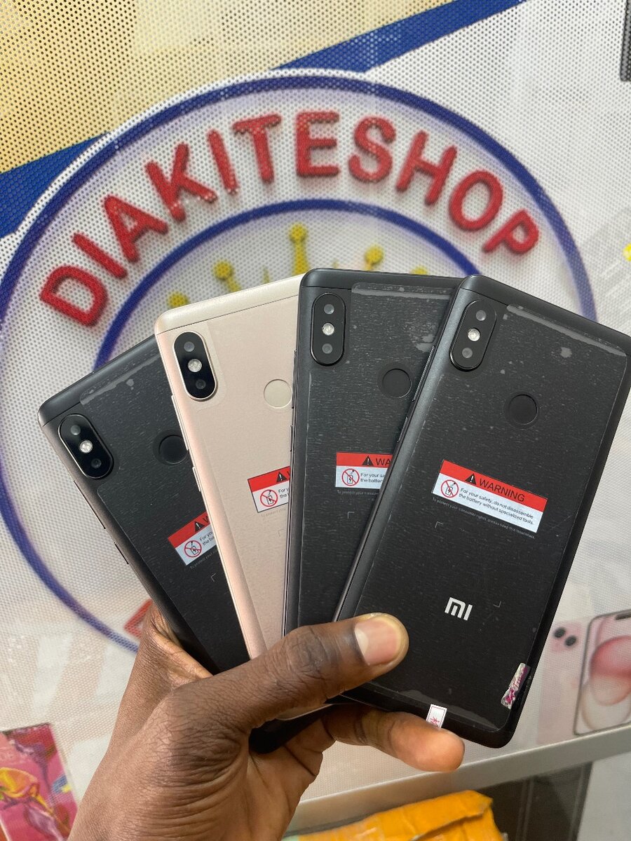 REDMI NOTE 5 (QUASI NEUF )