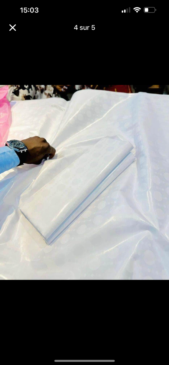 Tissu en bazin décoratif