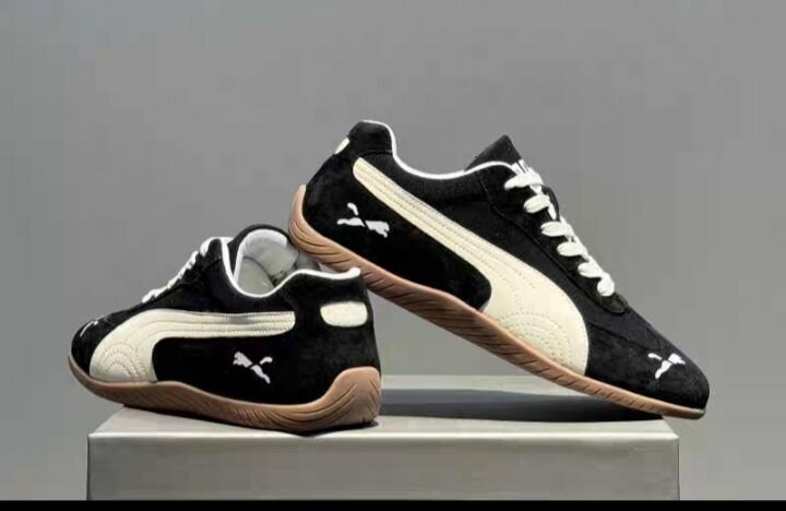 Baskets noires en daim classiques