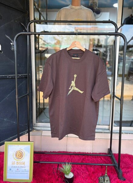 T-shirt unisexe tendance