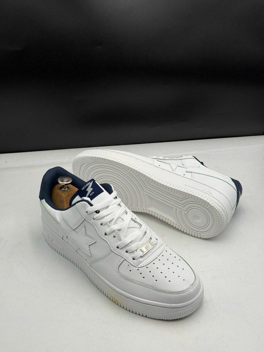 Chaussures de sport blanches élégantes