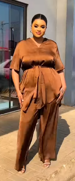 Women's tunic and pants set