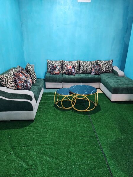 Canapé d'angle moderne et stylé