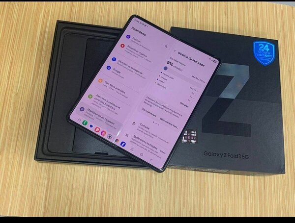 Samsung Galaxy Z Fold3 5G