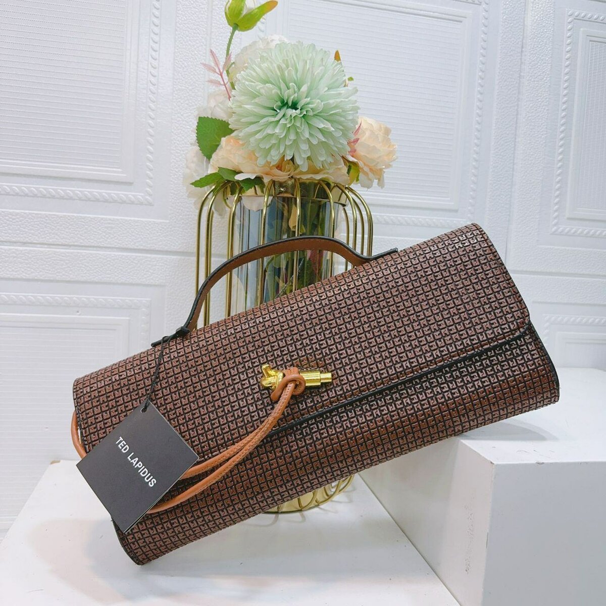 Sac à main élégante en cuir