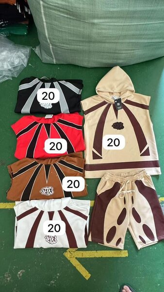 Ensemble survêtement sportswear