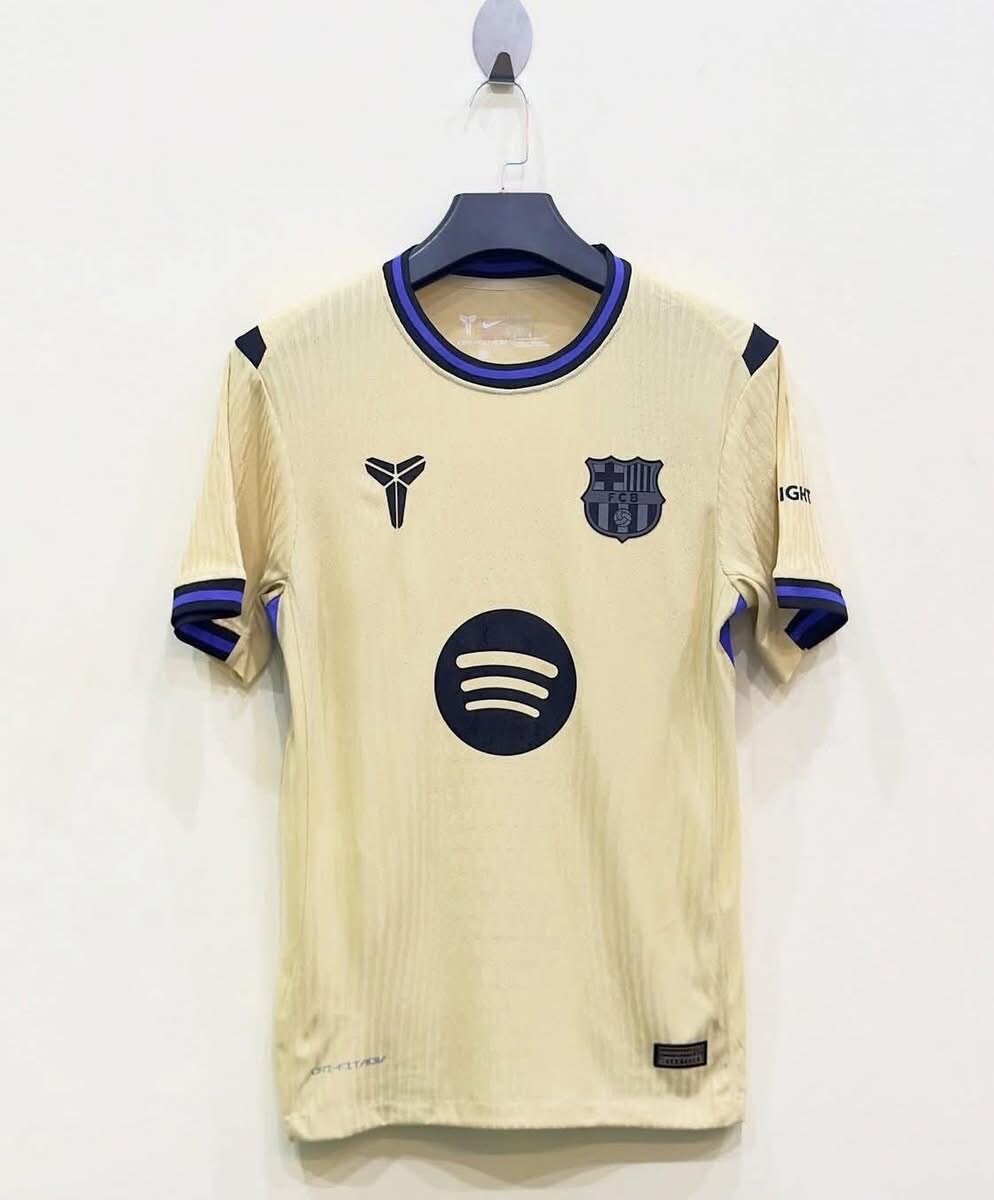 Maillot de football blanc