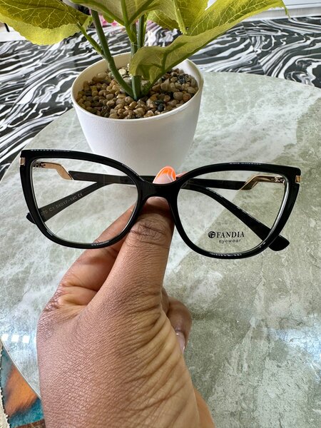 Lunettes de vue élégantes pour femmes