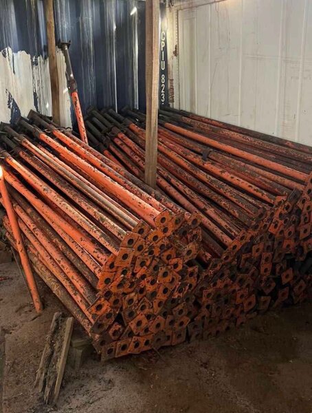 Étais de chantier réglables