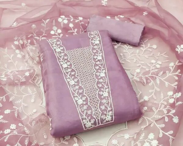 Ladies suit