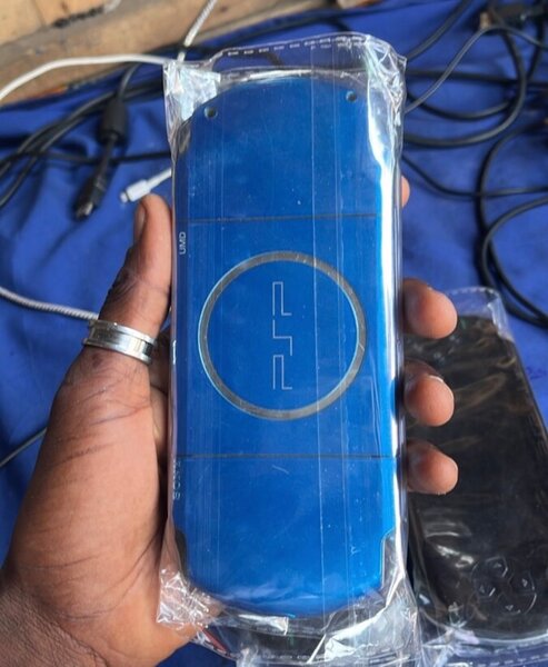 Console de jeu Sony PSP 3000