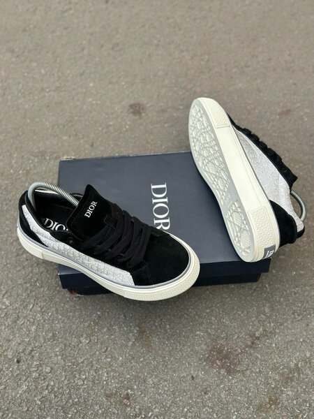 Sneakers Dior élégants