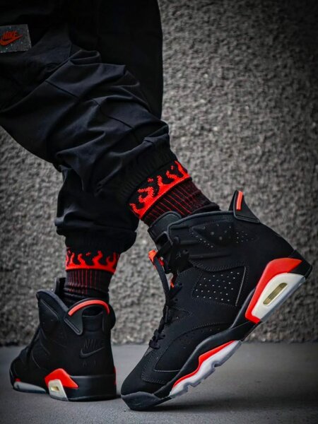 Chaussures Nike Air Jordan 6