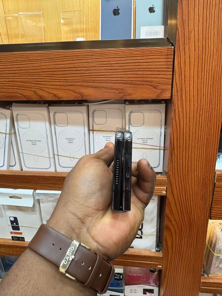 Samsung Galaxy Z Fold 4