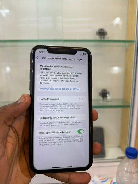 iPhone XR Noir Débloqué