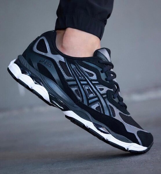 Chaussures de course légères