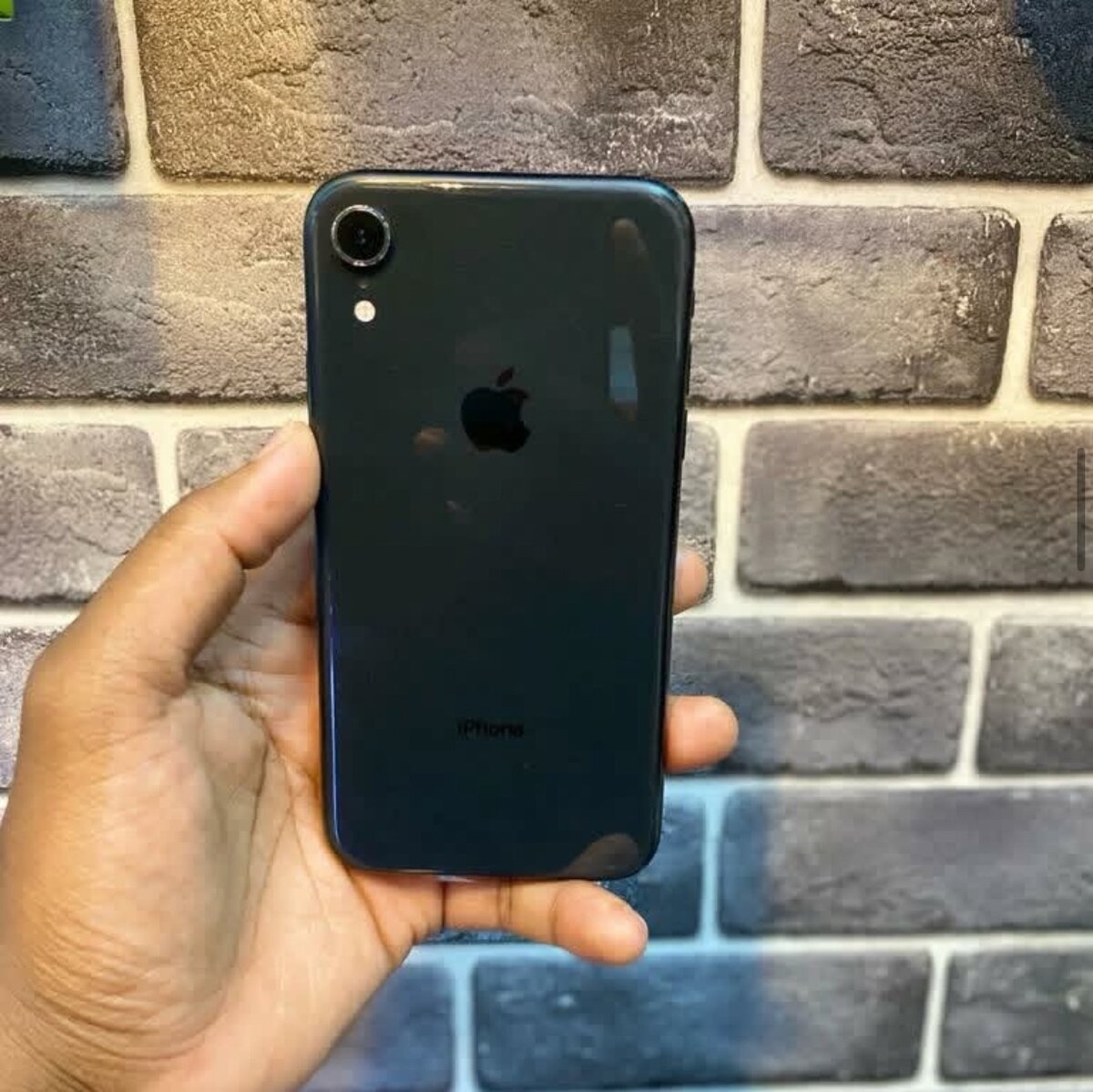 iPhone XR