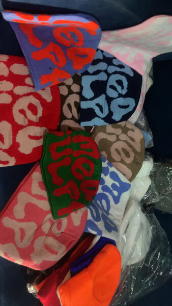 Bonnet en tricot Essentials