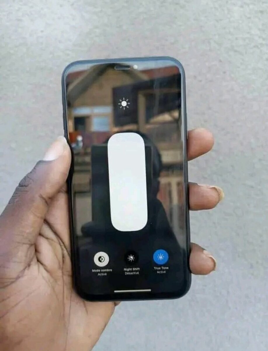 iPhone XR Noir Débloqué