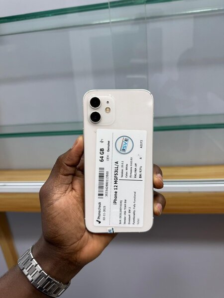 iPhone 12 Blanc 64 Go