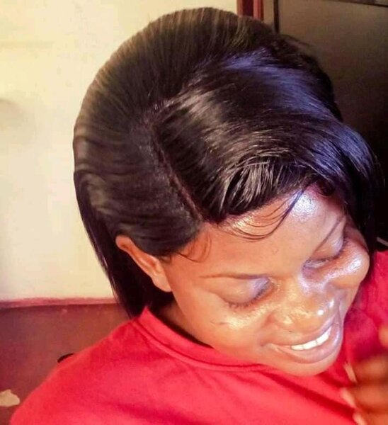 Fabrication de perruques et tressage de cheveux