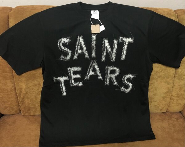 T-shirt noir Saint Tears