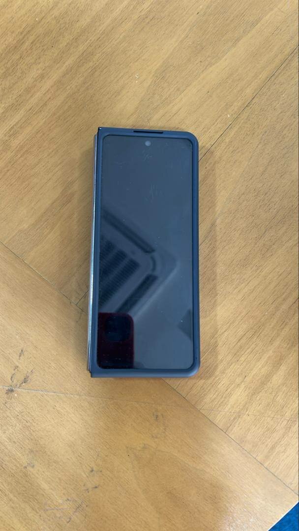 Samsung fold 4