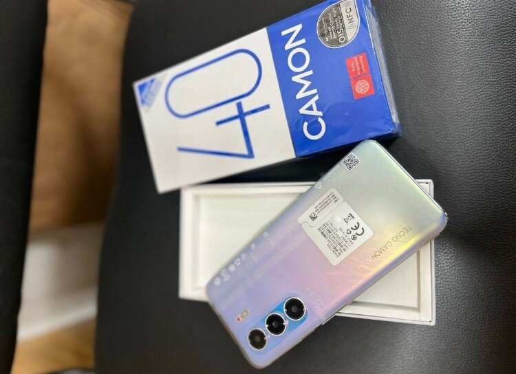 Smartphone Tecno Camon 40