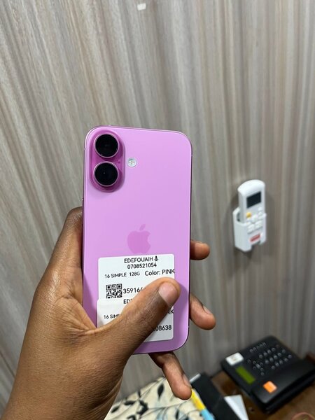 iPhone 16 Rose 128Go Neuf