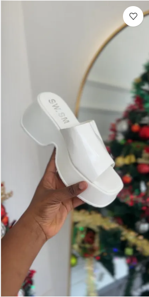 SW.SM White Platform slippers