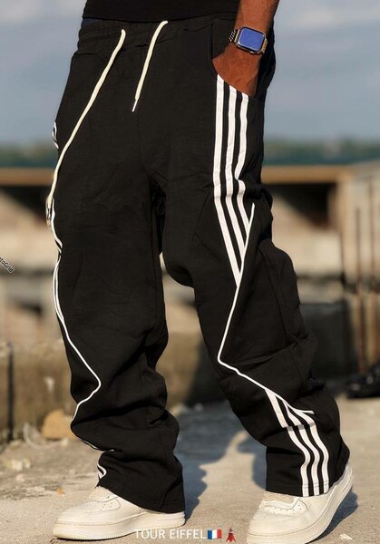 Pantalon de sport noir à rayures