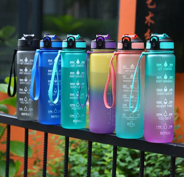 1litre Fitness Bottle with straw (Negotiable)