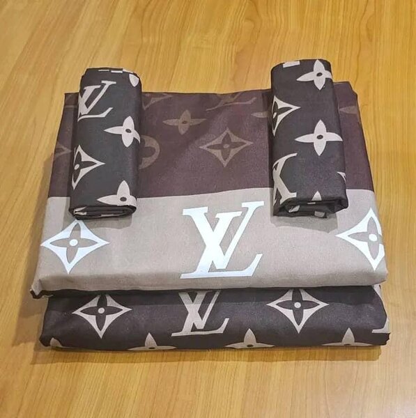 100% cotton sheets with print. Double size 