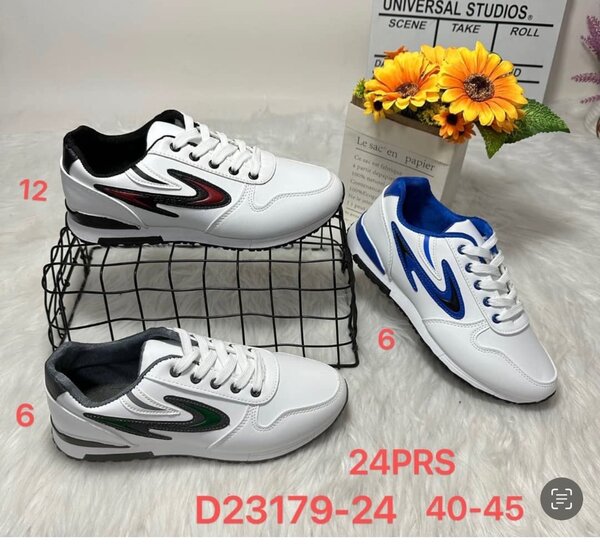 Des bonnes paires de chaussures disponibles