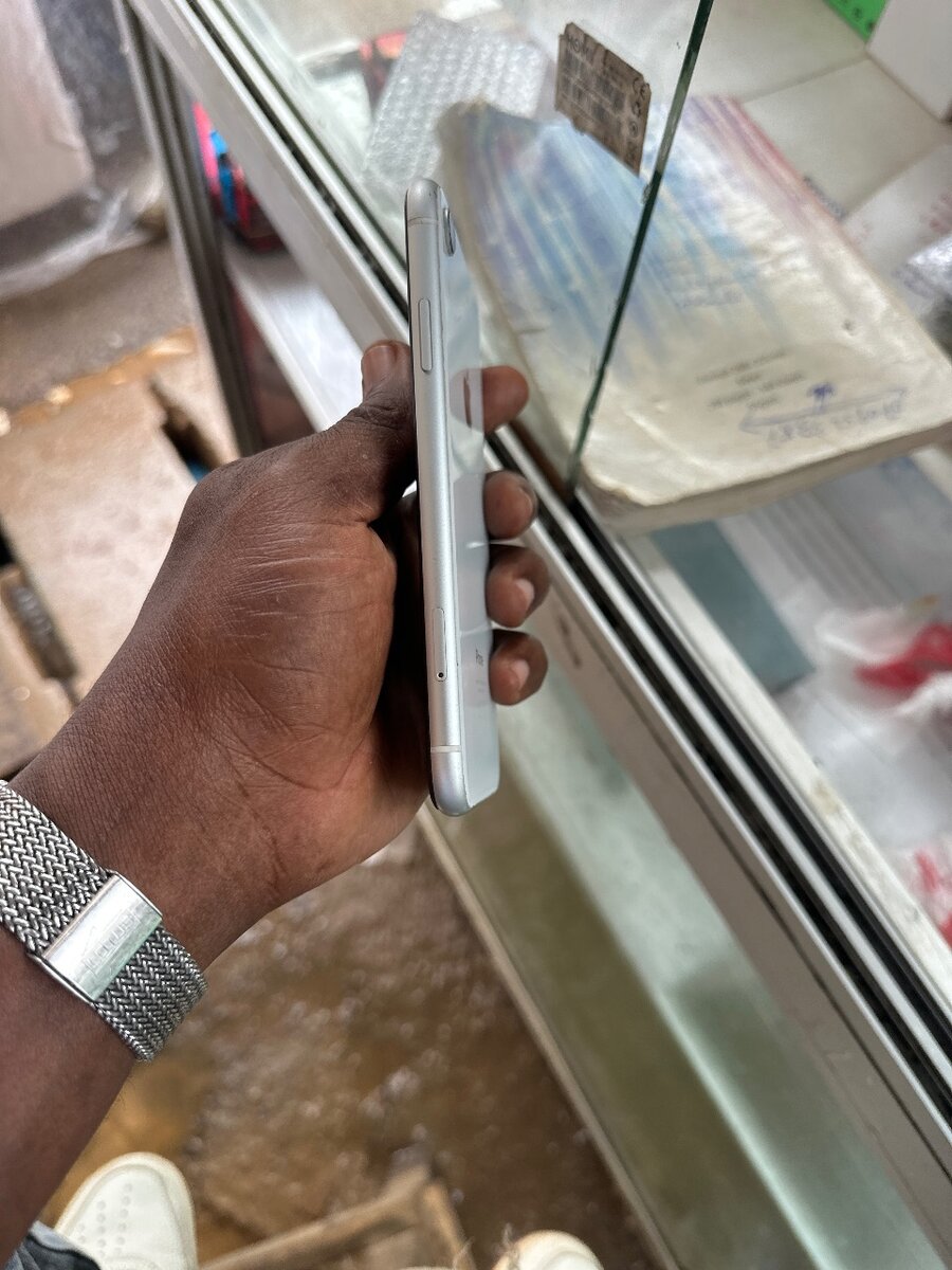 iPhone XR Blanc - 64GB