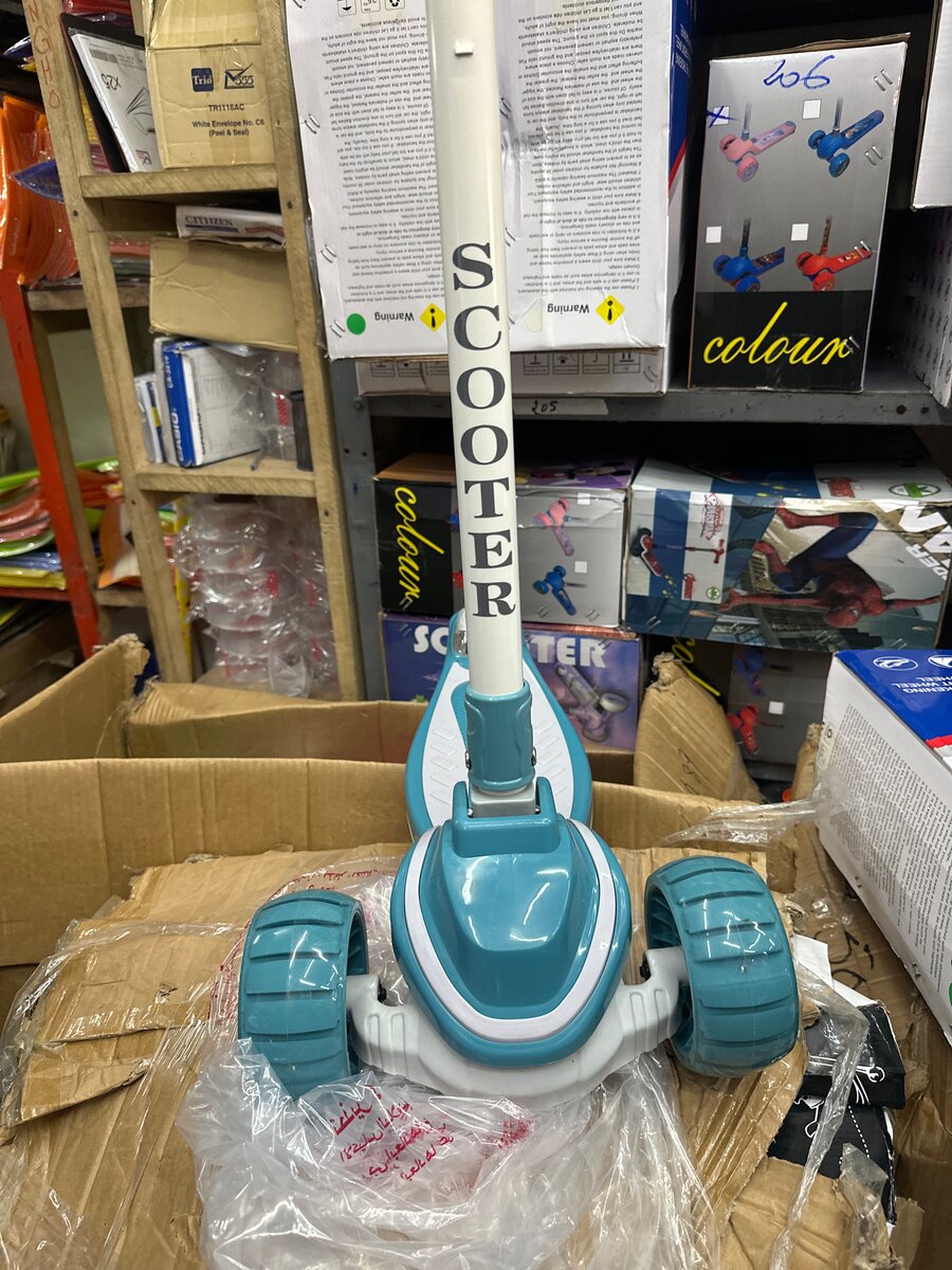 Trottinette ajustable enfant