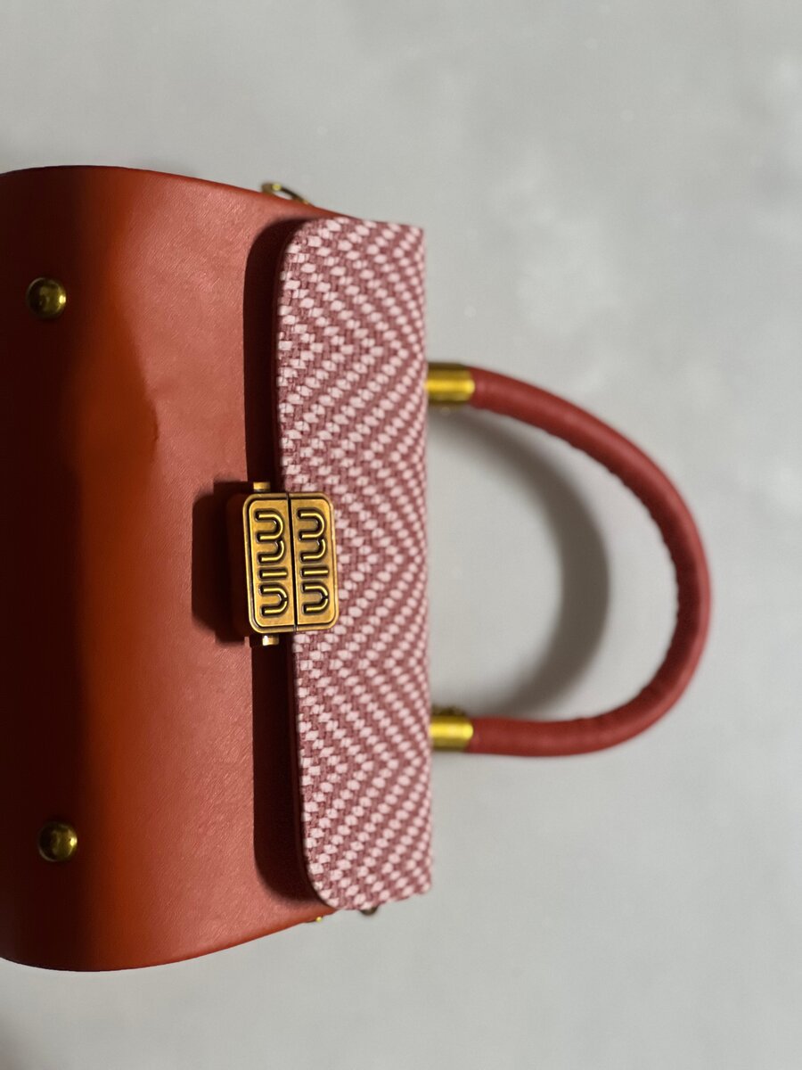 Sac à main élégant MIN