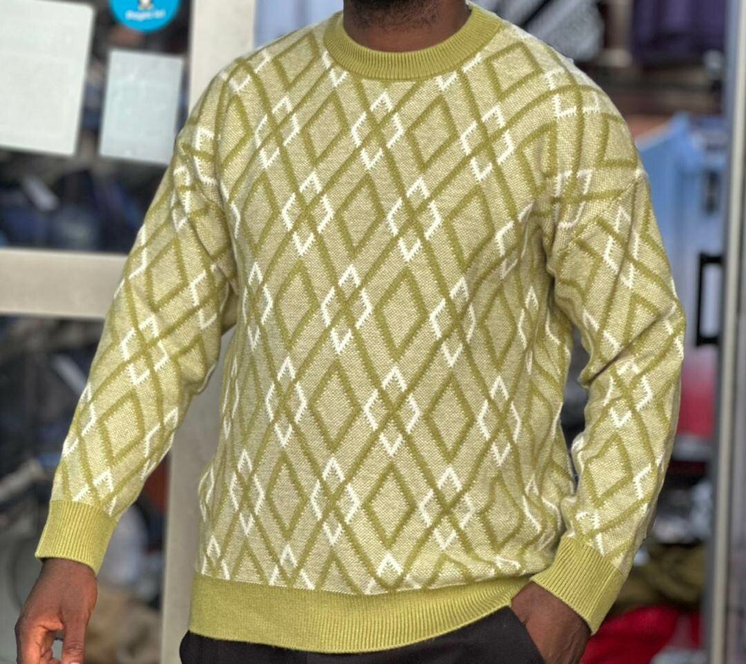 Pulls Homme Élégants Divers Styles