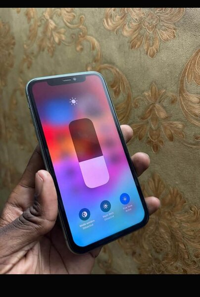 iPhone 11 Bleu Débloqué