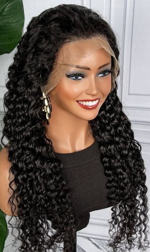 Perruque en dentelle longue élégante