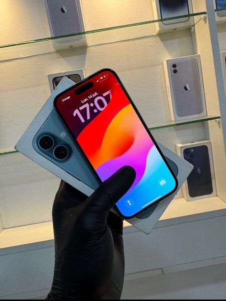 iPhone 16 simple 128 GB vert