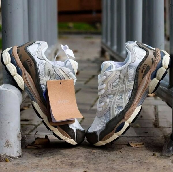 Asics Sneakers Confort Décontracté