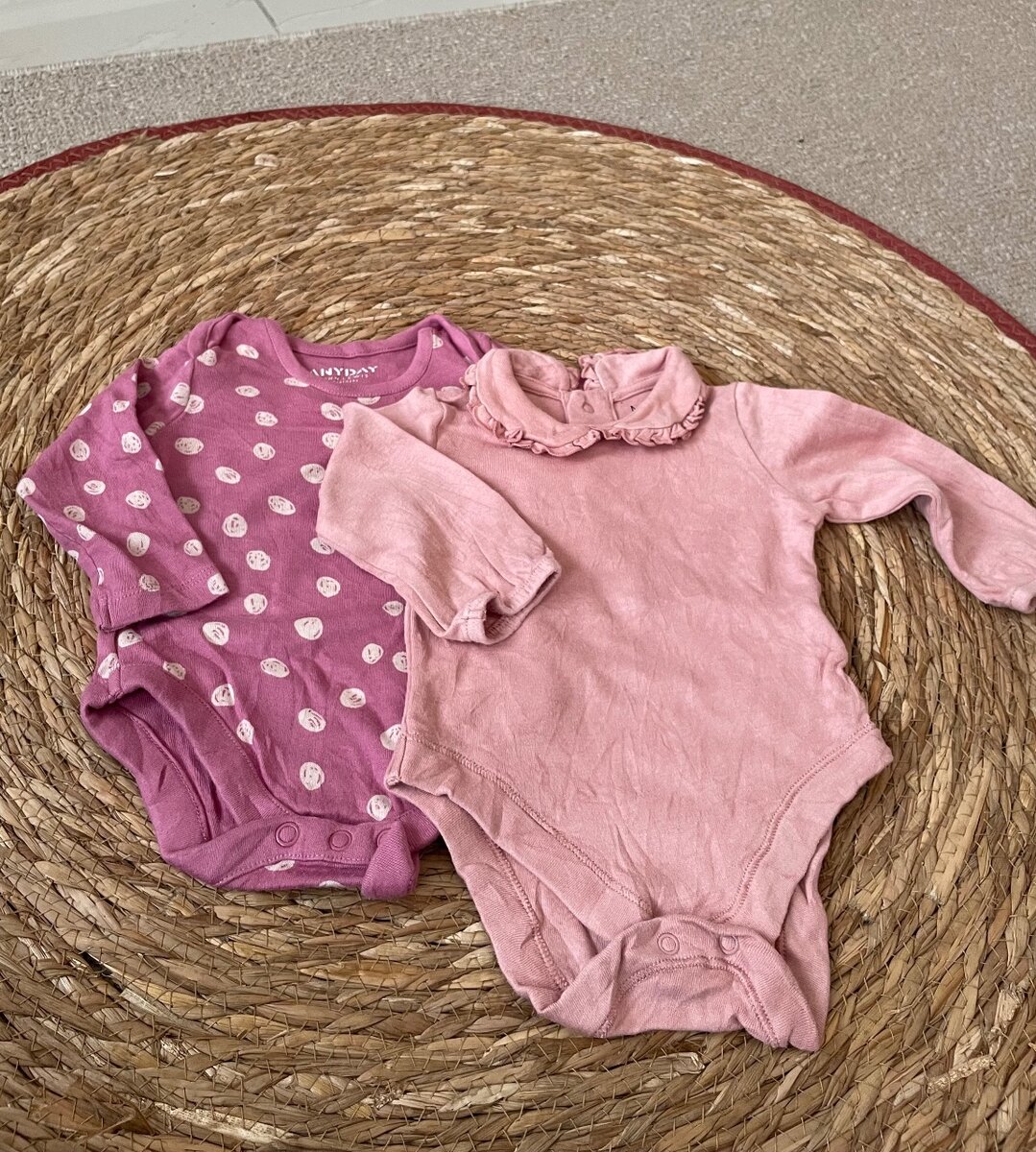 Lot de bodies bébé en coton