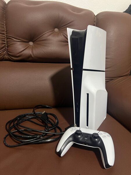 PS5 slim standard