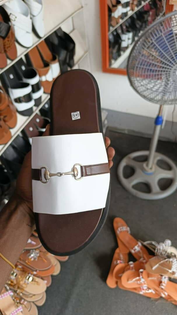 Mules en cuir élégante