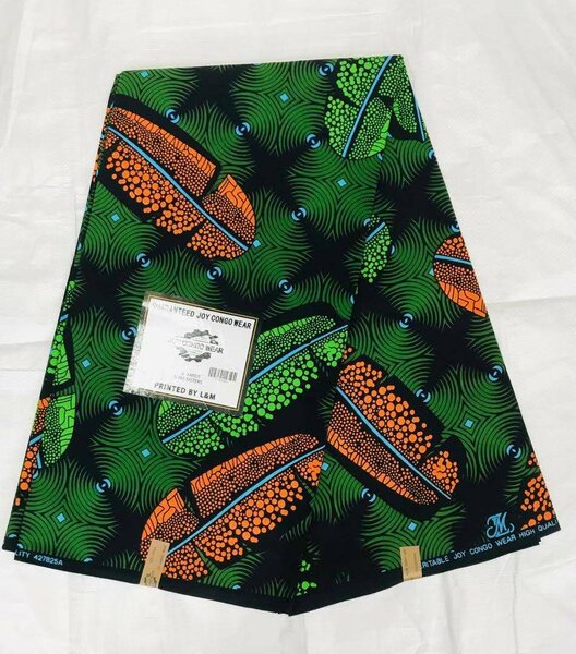 Perfect chitenge plug