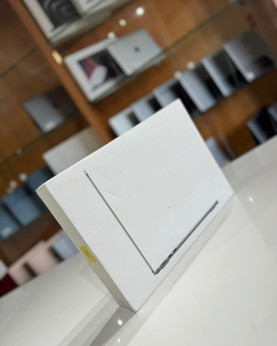 2024 MACBOOK AIR