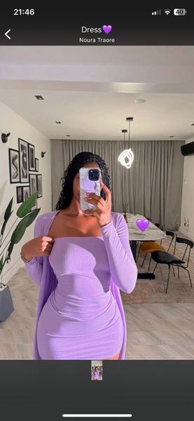 Robe moulante violette